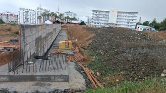 Lefke’de eğitim krizi: Öğrenciler konteyner sınıflara mahkum edildi