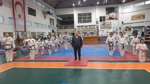 Cumhuriyet coşkusu tatamiye taşındı: Geleceğin şampiyonları madalya için ter döktü