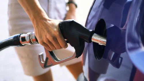 Avrupa'da akaryakıt krizi bitmiyor: Motorin fiyatları 2027'ye kadar yüksek seyredecek