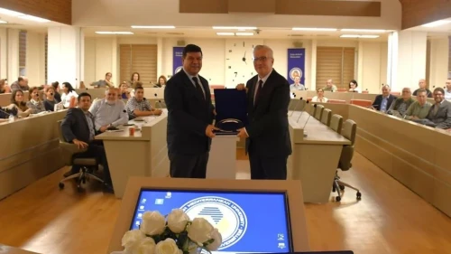 DAÜ'de kalite zirvesi: YÖKAK Başkanı yükseköğretimin geleceğini masaya yatırdı