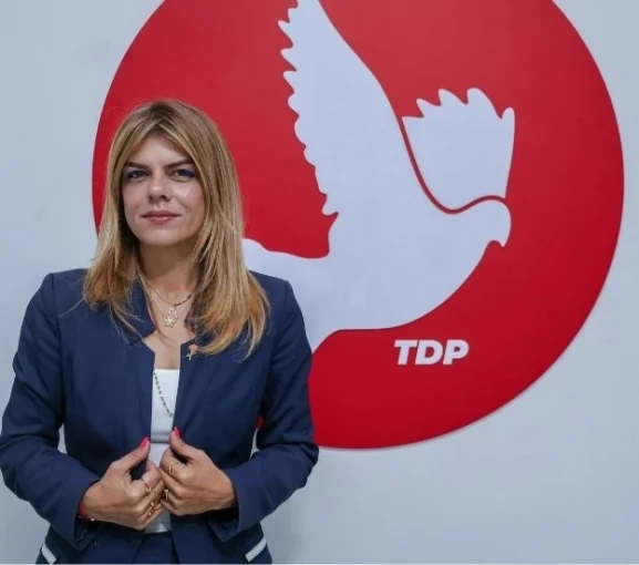 Avukat Ayşe Öztabay'dan iddialı çıkış: Siyaseti ayrıcalık değil hizmet alanı yapacağız